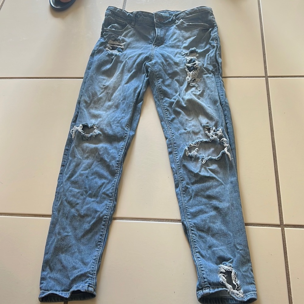H&M Distressed jeans.